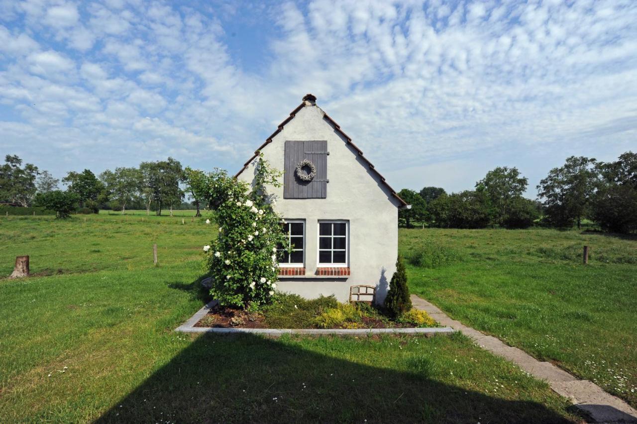 Ferienhaus Adamla, 65319 Moormerland Kültér fotó