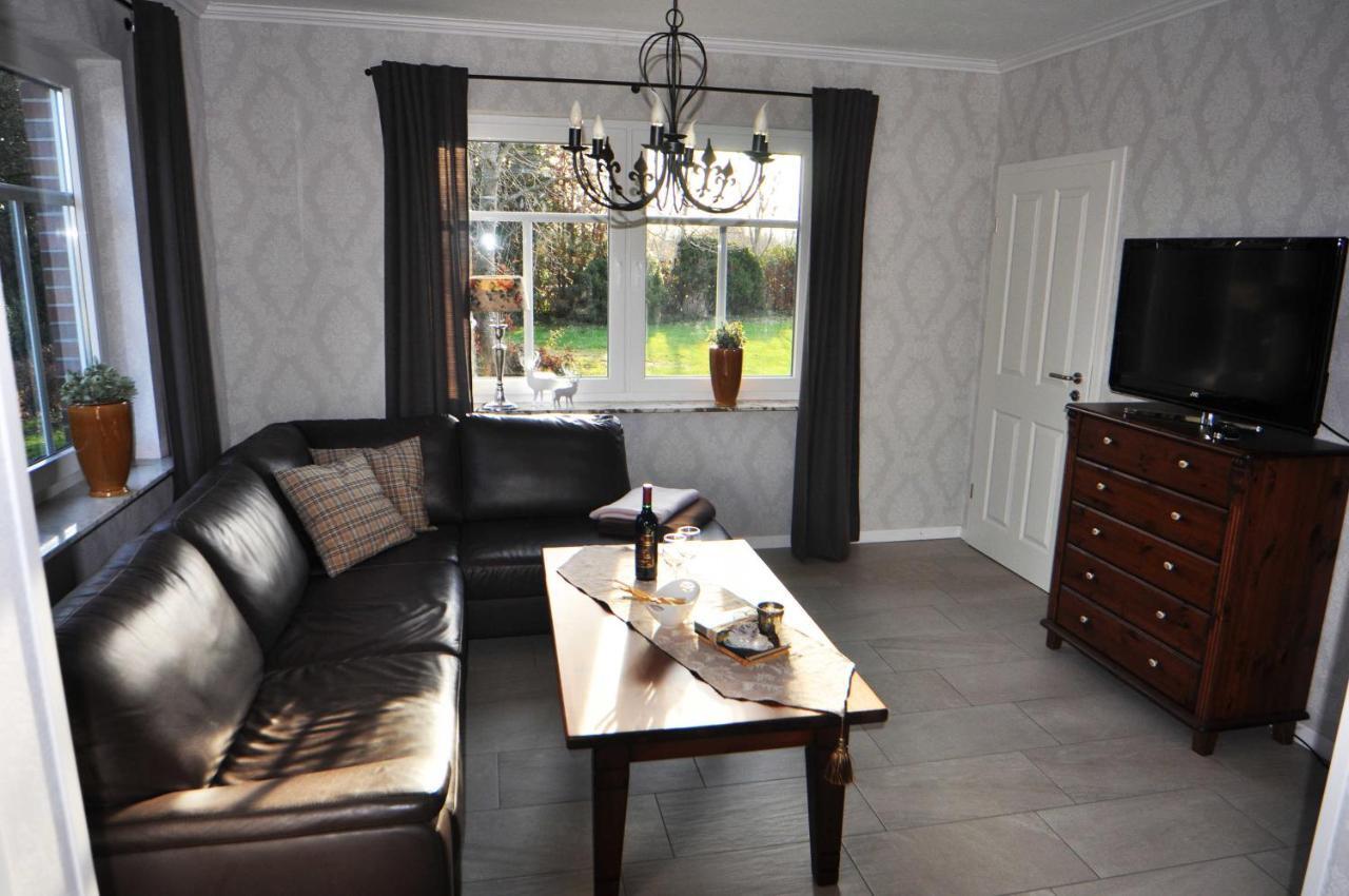 Ferienhaus Adamla, 65319 Moormerland Kültér fotó